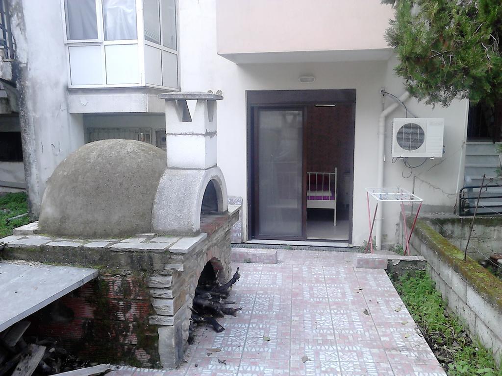 Luxury Apartment By The Beach Nea Peramos  Exterior photo
